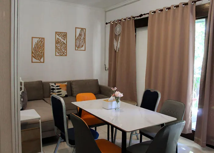 別荘 Charming 2br Close To Pering Gianyar