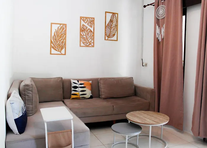 別荘 Charming 2br Close To Pering Gianyar
